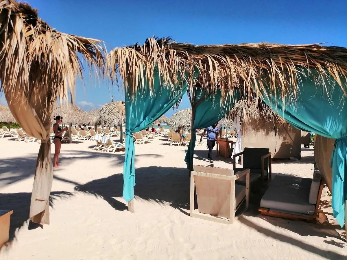 Hotel Los Corales Beach Village Punta Cana