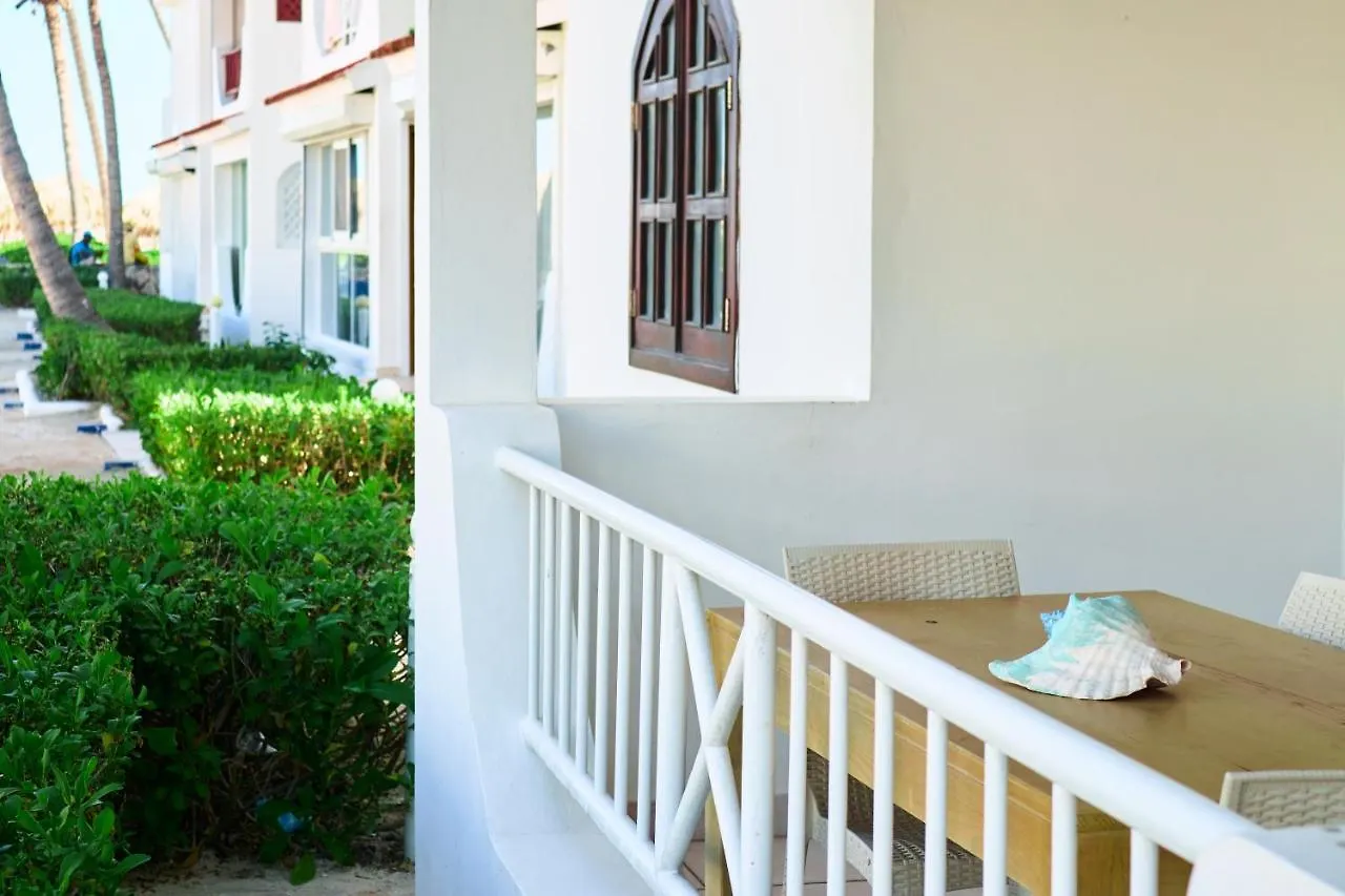 **** Hotel Los Corales Beach Village Punta Cana Dominican Republic